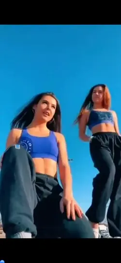 Tik tok dance 