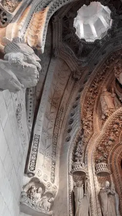 Church monument VLOG