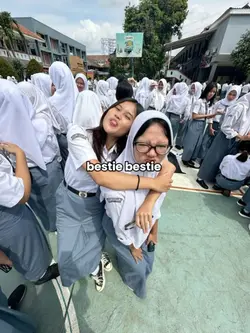 bestie bestie yeay 