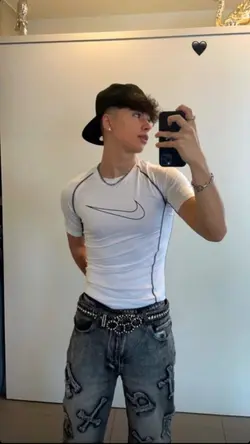 Rare aesthetic