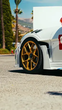 LUXURY CAR EDIT