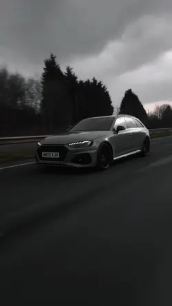 Audi RS4 