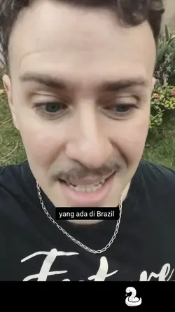prank patung ular