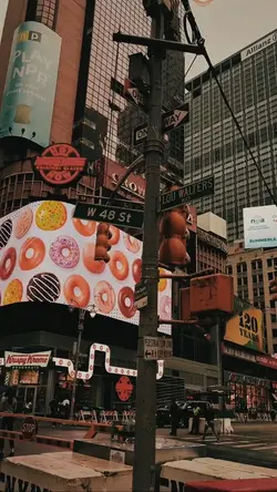 City vlog trend