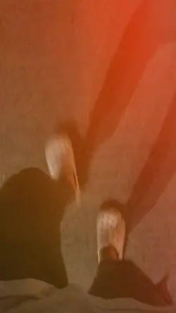 Solo walk sa gabi