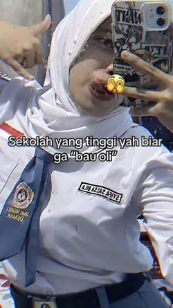 sekolah yang tinggi 