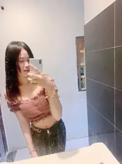 នារីស្មោះស្នេហ៍😔