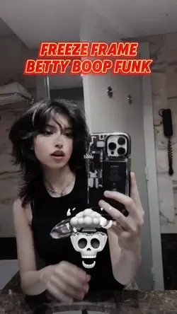 FREEZE FRAME
BETTY B