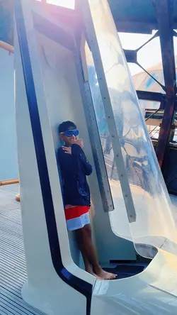 Aqua park drop slide