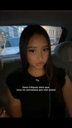 vous critiquez 