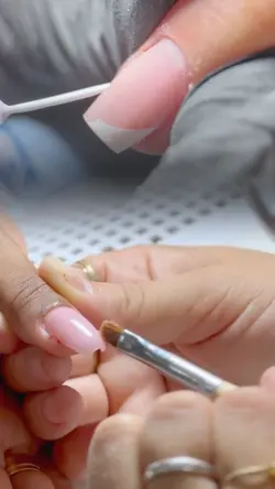 Model nails