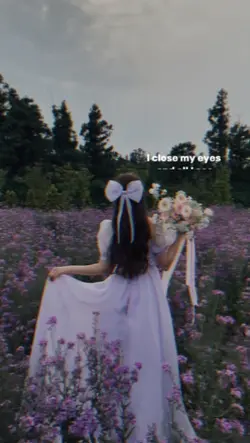 I close my eyes 