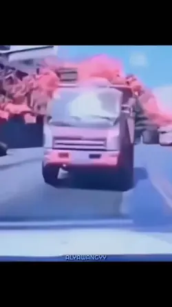 NABRAK MOBIL  