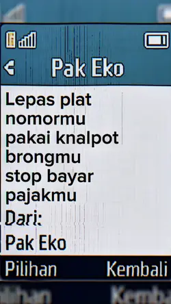 Lepas plat nmr mu