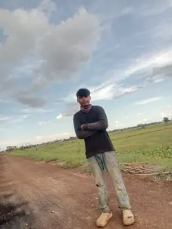 កុំចាកចេញពីបងណា