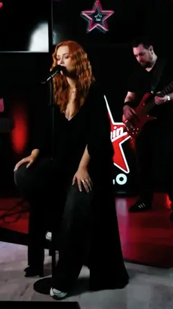 FELI~APĂ ȘI PĂMÂNT