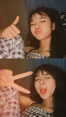 2 photos