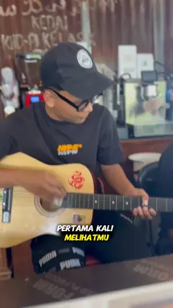 Pertama kali 