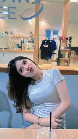 diujung jalan