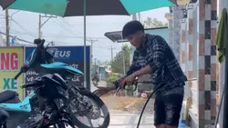 mẫu rửa xe