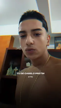 Eu de cabelo pretin