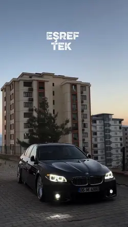 Eşref Tek 