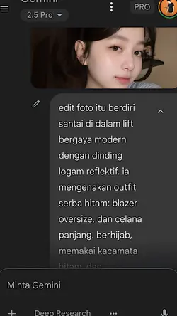FOTO AI DALAM LIFT