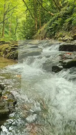  Waterfall Moment 