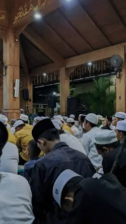 maula ya sholli ala