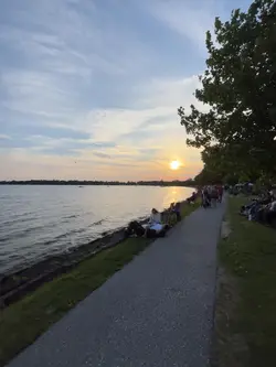 Sunset or sunris