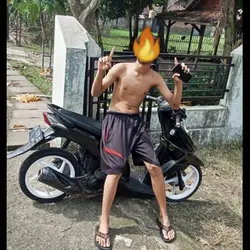 1 foto kece motor km