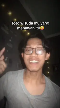 Spill foto Wisuda mu