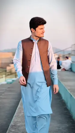 Ghanii Khan