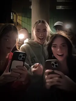 Girls Reactions Edit