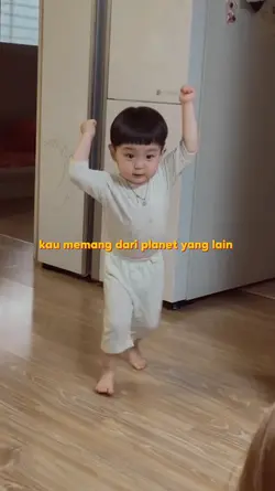 dari planet yg lain