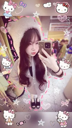 Tách nền Hello Kitty