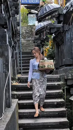 Slowmo Bulan Madu
