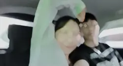 Sampai menutup mata