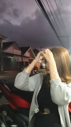 ngopoawakdewebien 