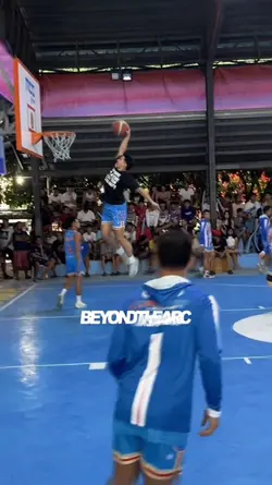 Slowmo dunk