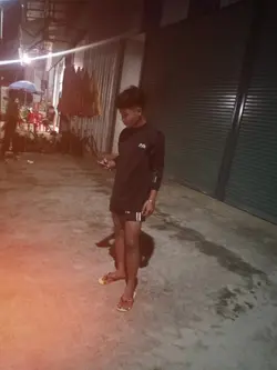ដើរជាមួយគ្នា