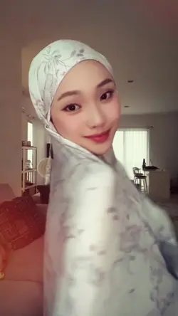 coba pake mukenah