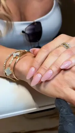 nail