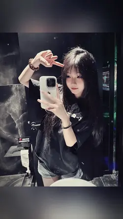 1 Pic + Màu