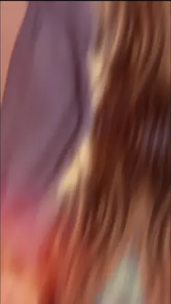 tinitigan ko