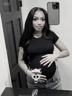 Fake pregnant