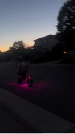 supermoto wheelie