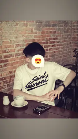 Nhãn dán che mặt ig