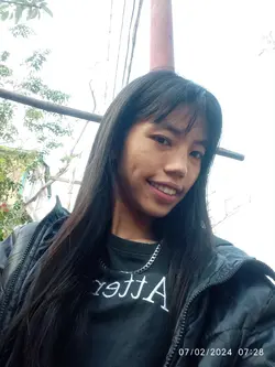 ဘယ်သူအချစ်ကပိုလဲ