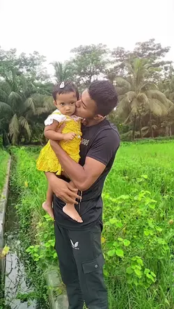 আদরের বোন